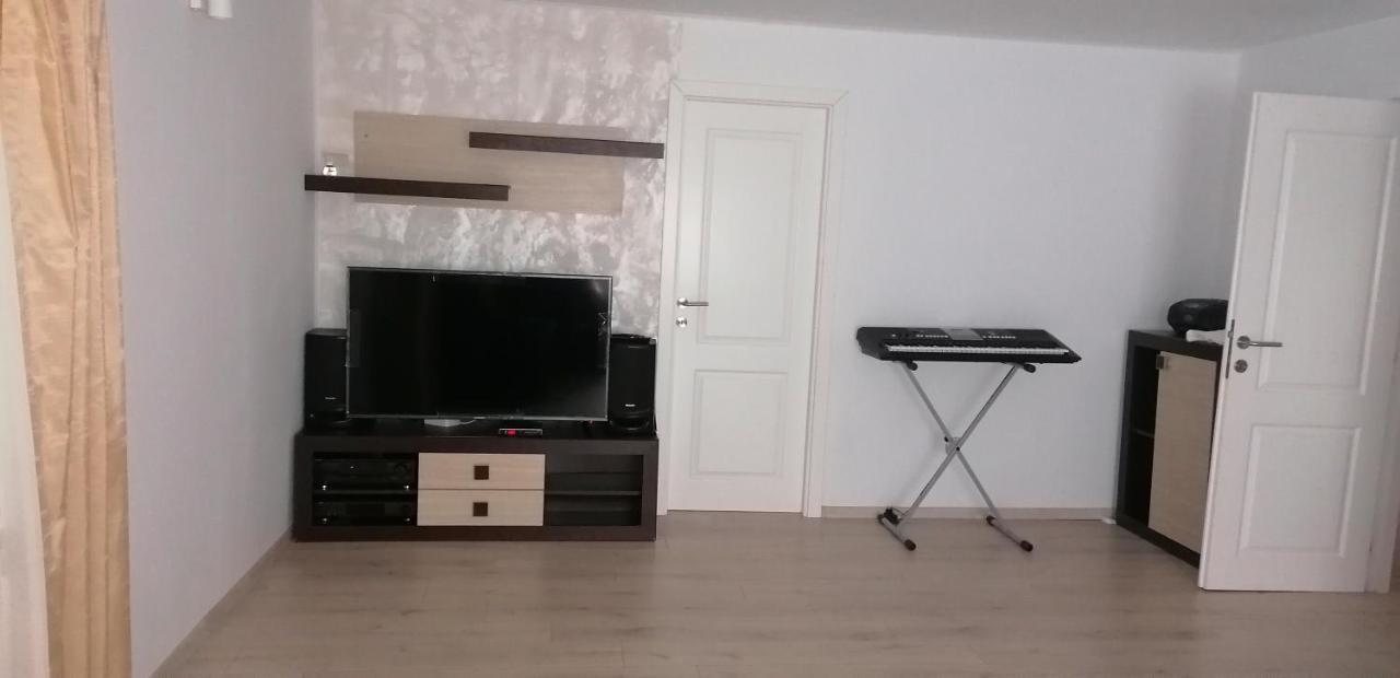 فندق Casa Aris Lepsa Vrancea المظهر الخارجي الصورة